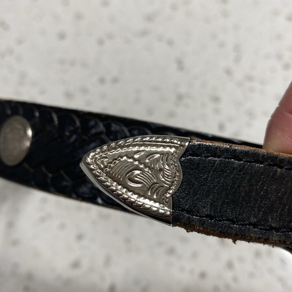 Dakota Embossed belt Sz 26 black w concha’s silvertone removable buckle western - Picture 5 of 9